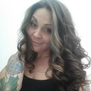 Meet your Posher, Monica